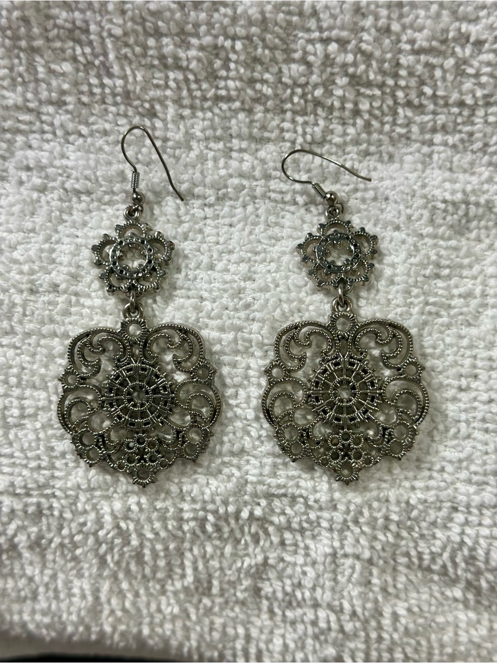 Filigree Drop Dangle Earrings in Silver
